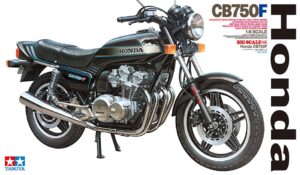 Honda CB750F 1979 "1:6 BIG SCALE SERIES"