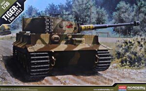 Wehrmacht-HEER Henschel Sd.Kfz.181 “TIGER" Pkw.VI Tiger I Ausf.E “Late Version”  Heavy tank